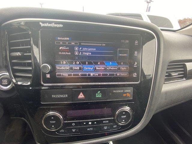 Used Mitsubishi Outlander SEL 2018 | Camy Cars. Great Neck, New York Used Mitsubishi Outlander SEL 2018 | Camy Cars. Great Neck, New York