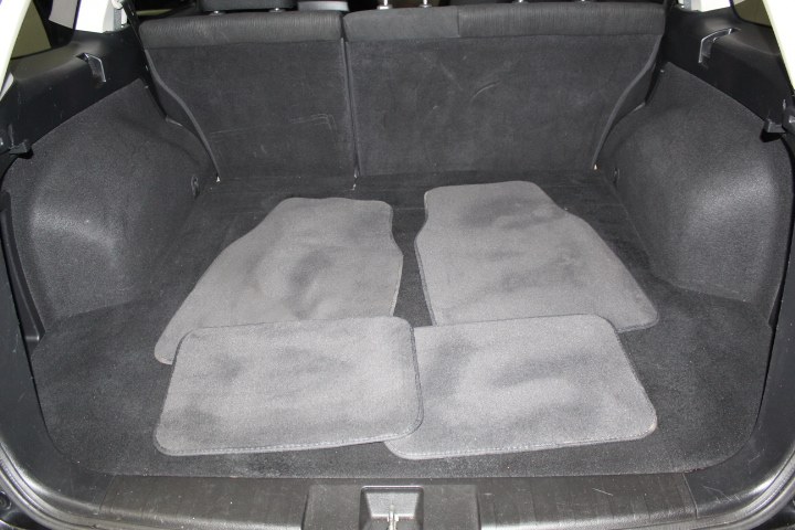 2013 Subaru Outback 4dr Wgn H4 Auto 2.5i Premium, available for sale in Plainville, Connecticut | New England Auto Sales LLC. Plainville, Connecticut 2013 Subaru Outback 4dr Wgn H4 Auto 2.5i Premium, available for sale in Plainville, Connecticut | New England Auto Sales LLC. Plainville, Connecticut