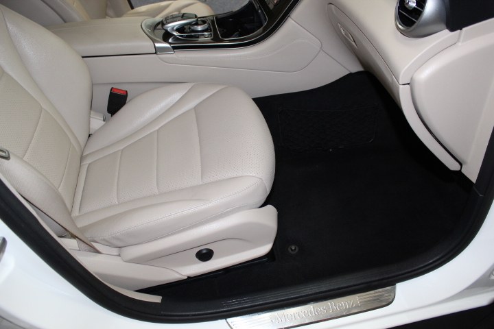 2016 Mercedes-Benz GLC 4MATIC 4dr GLC 300, available for sale in Plainville, Connecticut | New England Auto Sales LLC. Plainville, Connecticut 2016 Mercedes-Benz GLC 4MATIC 4dr GLC 300, available for sale in Plainville, Connecticut | New England Auto Sales LLC. Plainville, Connecticut