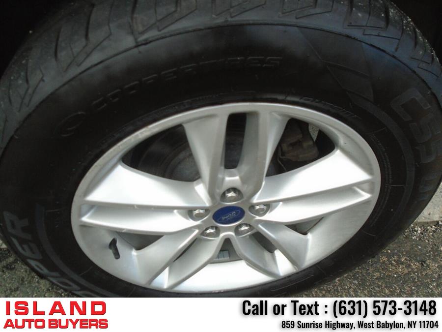 Used Ford Edge SEL AWD 4dr Crossover 2017 | Island Auto Buyers. West Babylon, New York Used Ford Edge SEL AWD 4dr Crossover 2017 | Island Auto Buyers. West Babylon, New York