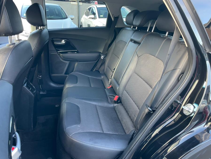 Used Kia Niro Hybrid EX 2017 | Green Light Auto Wholesale. Daly City, California Used Kia Niro Hybrid EX 2017 | Green Light Auto Wholesale. Daly City, California