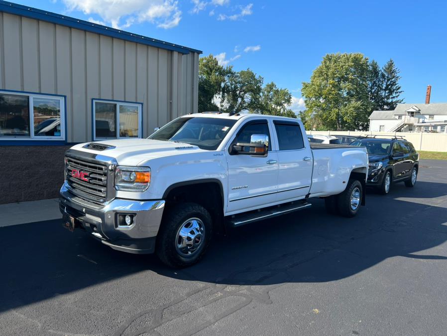 2017 GMC Sierra 3500HD 4WD Crew Cab 167.7" SLT, available for sale in East Windsor, Connecticut | Century Auto And Truck. East Windsor, Connecticut