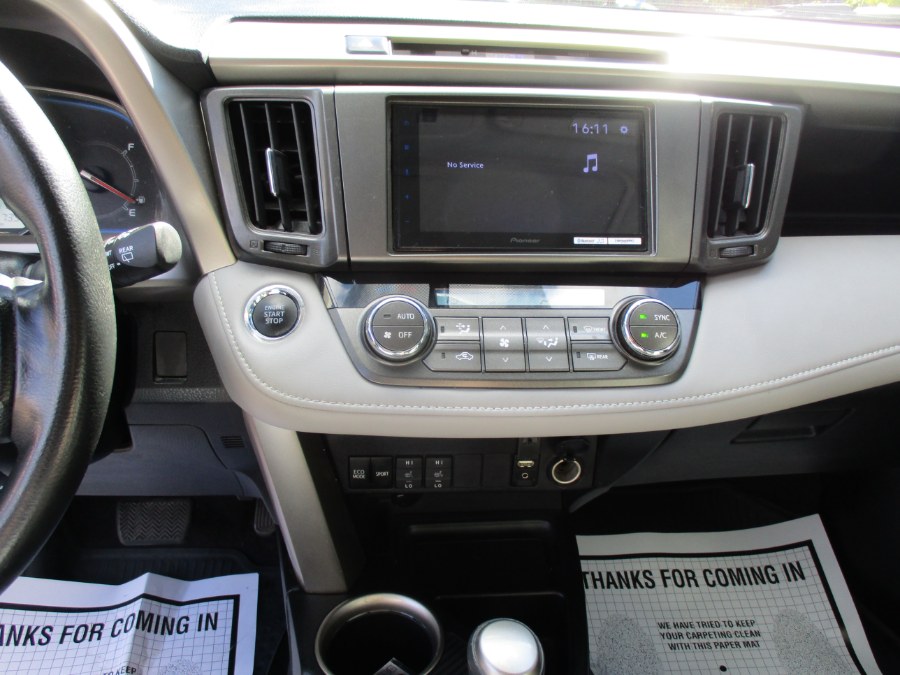 2014 Toyota RAV4 AWD 4dr Limited (Natl), available for sale in Meriden, Connecticut | Cos Central Auto. Meriden, Connecticut 2014 Toyota RAV4 AWD 4dr Limited (Natl), available for sale in Meriden, Connecticut | Cos Central Auto. Meriden, Connecticut