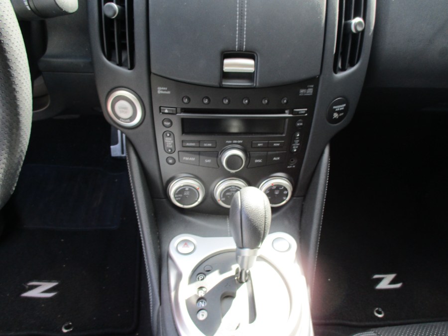 Used Nissan 370Z 2dr Cpe Auto Touring 2009 | Cos Central Auto. Meriden, Connecticut Used Nissan 370Z 2dr Cpe Auto Touring 2009 | Cos Central Auto. Meriden, Connecticut