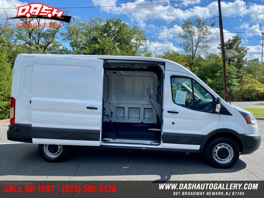 Used Ford Transit Cargo Van T-250 148" Med Rf 9000 GVWR Sliding RH Dr 2015 | Dash Auto Gallery Inc.. Newark, New Jersey Used Ford Transit Cargo Van T-250 148" Med Rf 9000 GVWR Sliding RH Dr 2015 | Dash Auto Gallery Inc.. Newark, New Jersey