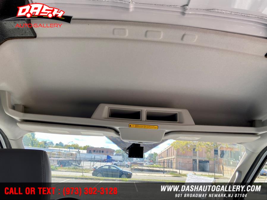 Used Ford Transit Cargo Van T-250 148" Med Rf 9000 GVWR Sliding RH Dr 2015 | Dash Auto Gallery Inc.. Newark, New Jersey Used Ford Transit Cargo Van T-250 148" Med Rf 9000 GVWR Sliding RH Dr 2015 | Dash Auto Gallery Inc.. Newark, New Jersey