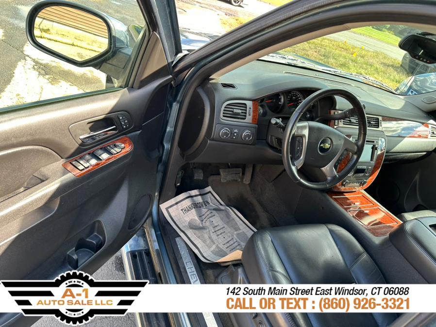 Used Chevrolet Avalanche 4WD Crew Cab LTZ 2011 | A1 Auto Sale LLC. East Windsor, Connecticut Used Chevrolet Avalanche 4WD Crew Cab LTZ 2011 | A1 Auto Sale LLC. East Windsor, Connecticut