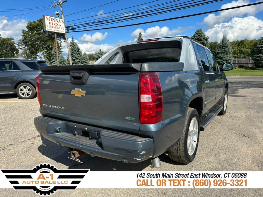 Used Chevrolet Avalanche 4WD Crew Cab LTZ 2011 | A1 Auto Sale LLC. East Windsor, Connecticut Used Chevrolet Avalanche 4WD Crew Cab LTZ 2011 | A1 Auto Sale LLC. East Windsor, Connecticut