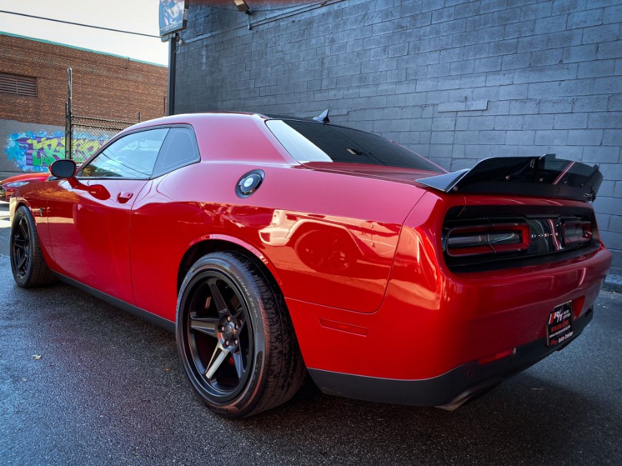 Used Dodge Challenger SRT Hellcat Coupe 2017 | RT Auto Center LLC. Newark, New Jersey Used Dodge Challenger SRT Hellcat Coupe 2017 | RT Auto Center LLC. Newark, New Jersey