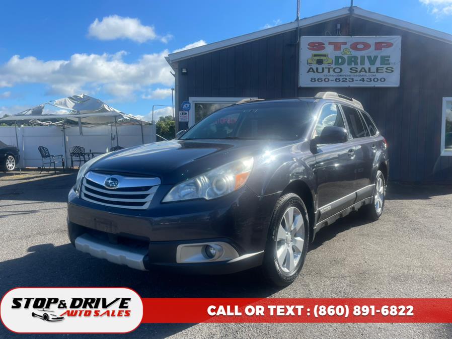 Used Subaru Outback 4dr Wgn H4 Auto 2.5i Ltd Pwr Moon 2010 | Stop & Drive Auto Sales. East Windsor, Connecticut