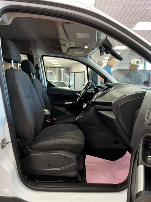 2017 Ford Transit Connect Wagon XLT LWB w/Rear Liftgate, available for sale in Massapequa Park, New York | Power Motors East. Massapequa Park, New York 2017 Ford Transit Connect Wagon XLT LWB w/Rear Liftgate, available for sale in Massapequa Park, New York | Power Motors East. Massapequa Park, New York
