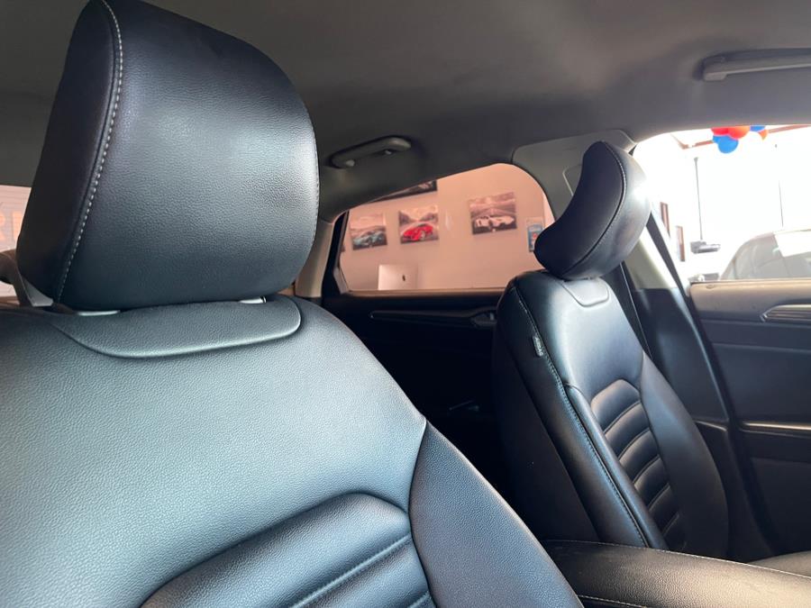 2019 Ford Fusion SEL FWD, available for sale in Inwood, New York | 5 Towns Drive. Inwood, New York 2019 Ford Fusion SEL FWD, available for sale in Inwood, New York | 5 Towns Drive. Inwood, New York