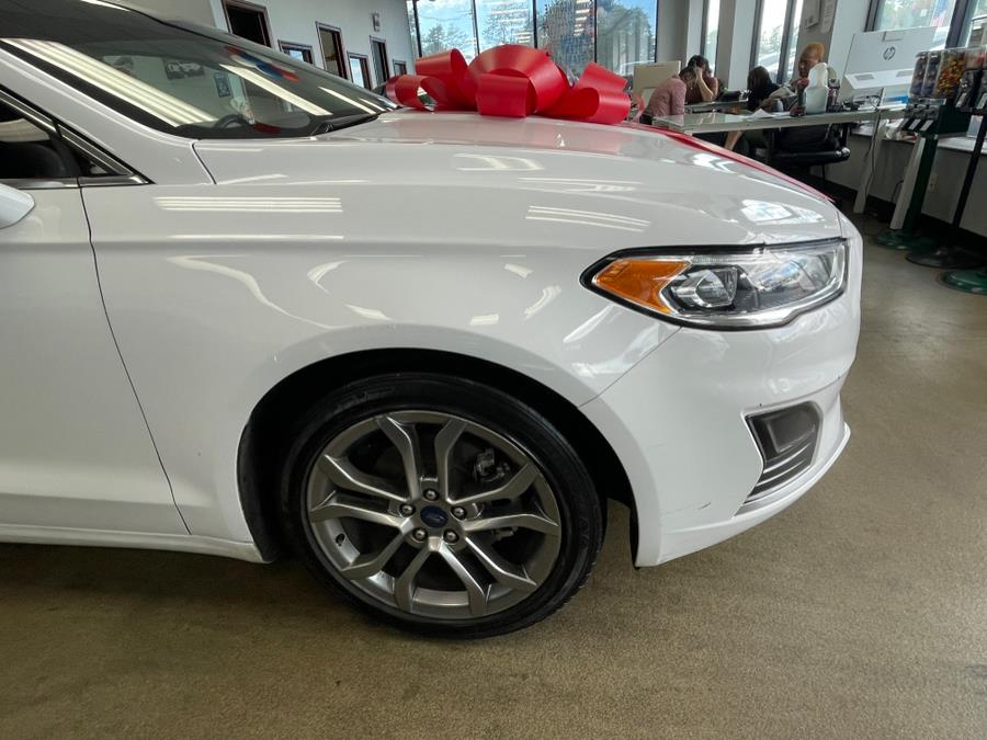 2019 Ford Fusion SEL FWD, available for sale in Inwood, New York | 5 Towns Drive. Inwood, New York 2019 Ford Fusion SEL FWD, available for sale in Inwood, New York | 5 Towns Drive. Inwood, New York