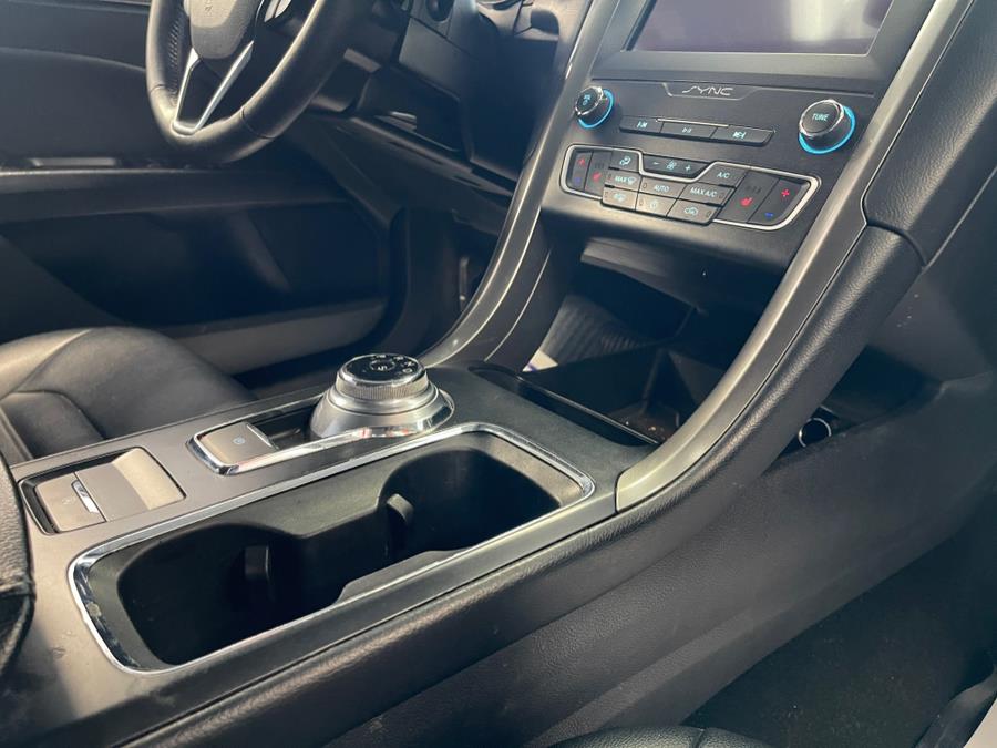 2019 Ford Fusion SEL FWD, available for sale in Inwood, New York | 5 Towns Drive. Inwood, New York 2019 Ford Fusion SEL FWD, available for sale in Inwood, New York | 5 Towns Drive. Inwood, New York