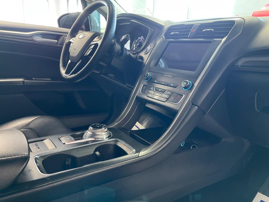 2019 Ford Fusion SEL FWD, available for sale in Inwood, New York | 5 Towns Drive. Inwood, New York 2019 Ford Fusion SEL FWD, available for sale in Inwood, New York | 5 Towns Drive. Inwood, New York