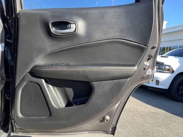 Used Jeep Compass Latitude 2019 | Blasius of Danbury. Danbury, Connecticut Used Jeep Compass Latitude 2019 | Blasius of Danbury. Danbury, Connecticut