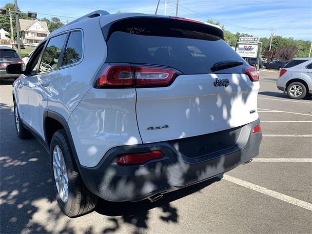 Used Jeep Cherokee Latitude 2014 | Wiz Leasing Inc. Stratford, Connecticut Used Jeep Cherokee Latitude 2014 | Wiz Leasing Inc. Stratford, Connecticut