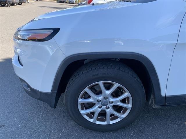 Used Jeep Cherokee Latitude 2014 | Wiz Leasing Inc. Stratford, Connecticut Used Jeep Cherokee Latitude 2014 | Wiz Leasing Inc. Stratford, Connecticut