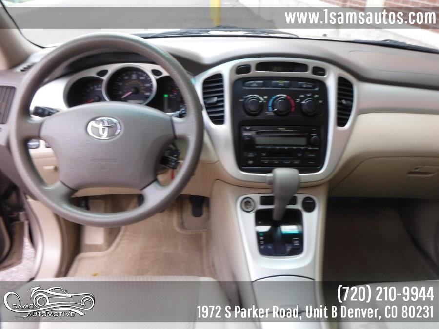 2005 Toyota Highlander 4dr V6 4WD w/3rd Row (Natl), available for sale in Denver, Colorado | Sam's Automotive. Denver, Colorado 2005 Toyota Highlander 4dr V6 4WD w/3rd Row (Natl), available for sale in Denver, Colorado | Sam's Automotive. Denver, Colorado