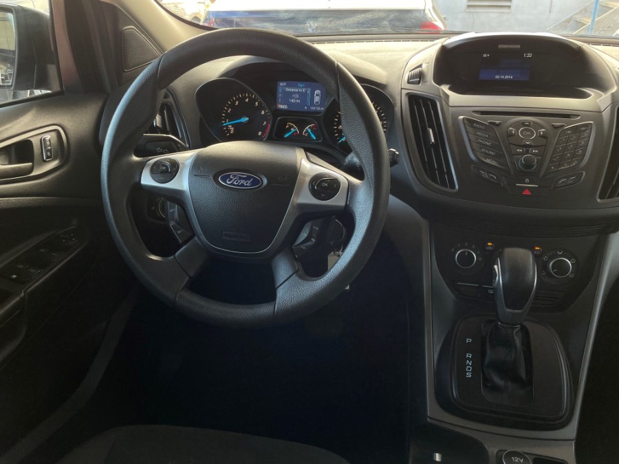 Used Ford Escape FWD 4dr S 2014 | Green Light Auto. Corona, California Used Ford Escape FWD 4dr S 2014 | Green Light Auto. Corona, California