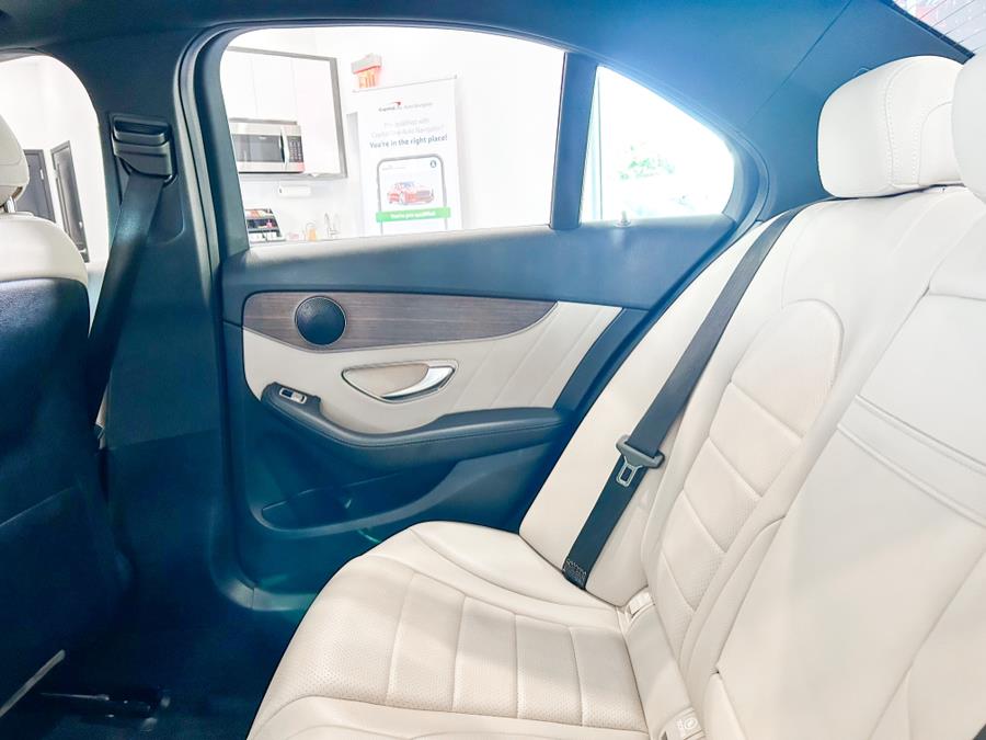 Used Mercedes-Benz C-Class C 300 4MATIC Sedan 2019 | Luxury Motor Club. Franklin Square, New York Used Mercedes-Benz C-Class C 300 4MATIC Sedan 2019 | Luxury Motor Club. Franklin Square, New York
