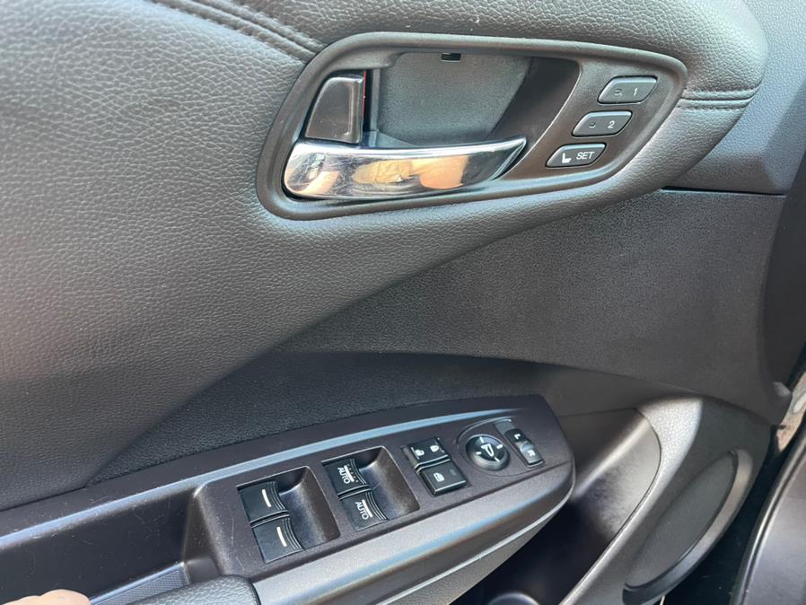 2016 Acura RDX AWD 4dr AcuraWatch Plus Pkg, available for sale in Manchester, Connecticut | Carsonmain LLC. Manchester, Connecticut 2016 Acura RDX AWD 4dr AcuraWatch Plus Pkg, available for sale in Manchester, Connecticut | Carsonmain LLC. Manchester, Connecticut