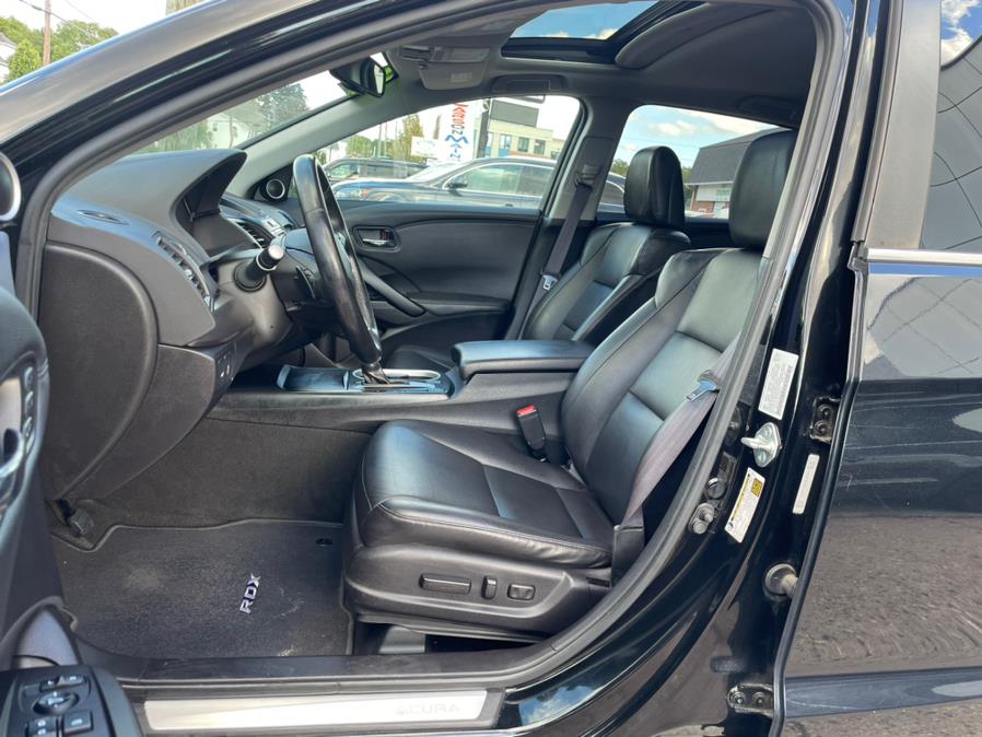 2016 Acura RDX AWD 4dr AcuraWatch Plus Pkg, available for sale in Manchester, Connecticut | Carsonmain LLC. Manchester, Connecticut 2016 Acura RDX AWD 4dr AcuraWatch Plus Pkg, available for sale in Manchester, Connecticut | Carsonmain LLC. Manchester, Connecticut