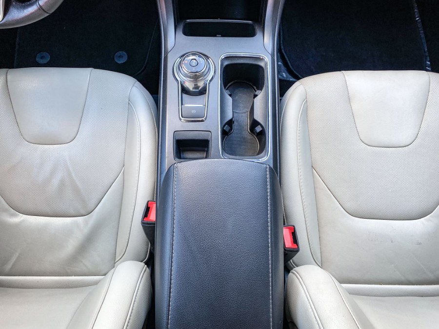 Used Ford Fusion Titanium AWD 2018 | RT Auto Center LLC. Newark, New Jersey Used Ford Fusion Titanium AWD 2018 | RT Auto Center LLC. Newark, New Jersey