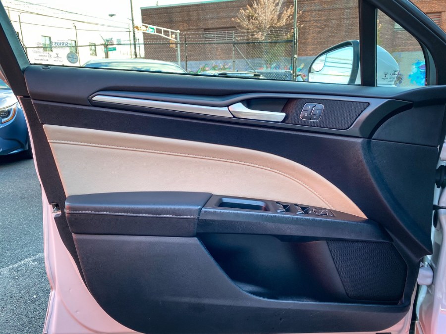 Used Ford Fusion Titanium AWD 2018 | RT Auto Center LLC. Newark, New Jersey Used Ford Fusion Titanium AWD 2018 | RT Auto Center LLC. Newark, New Jersey