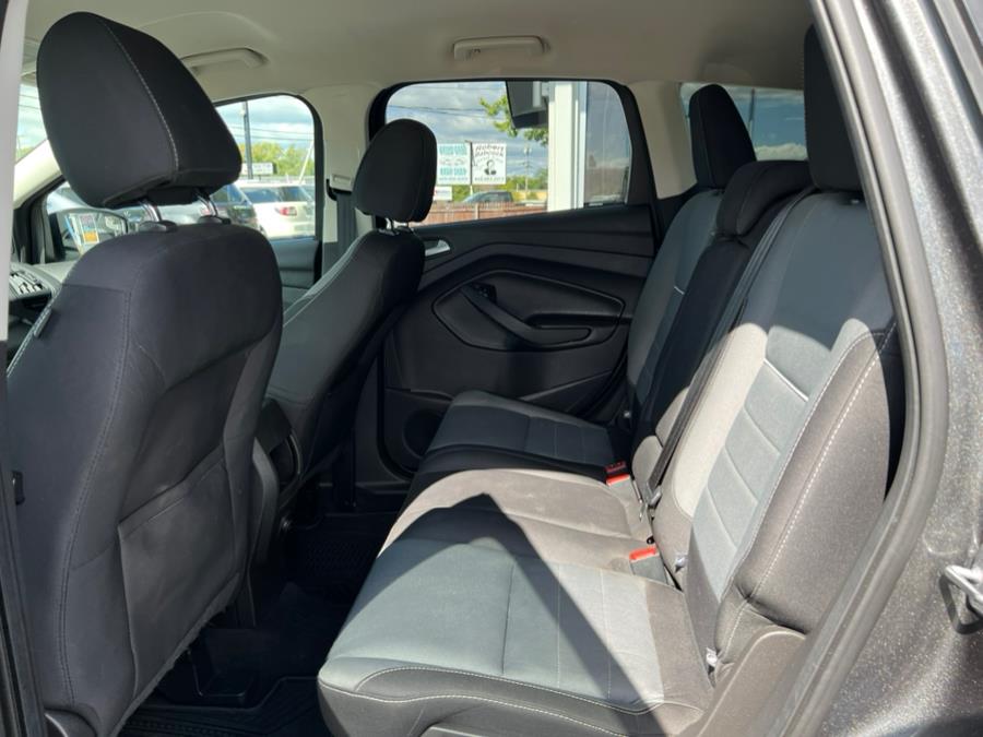 2015 Ford Escape 4WD 4dr SE, available for sale in New Windsor, New York | Prestige Pre-Owned Motors Inc. New Windsor, New York 2015 Ford Escape 4WD 4dr SE, available for sale in New Windsor, New York | Prestige Pre-Owned Motors Inc. New Windsor, New York