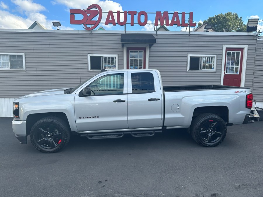 Used Chevrolet Silverado 1500 4WD Double Cab 143.5" LT w/2LT 2017 | DZ Automall. Paterson, New Jersey