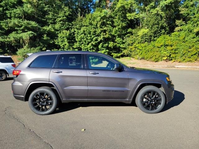 Used Jeep Grand Cherokee Altitude 2018 | Sullivan Automotive Group. Avon, Connecticut