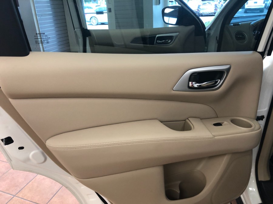 2020 Nissan Pathfinder FWD SV, available for sale in Suffern, New York | Rockland Motor Sport. Suffern, New York 2020 Nissan Pathfinder FWD SV, available for sale in Suffern, New York | Rockland Motor Sport. Suffern, New York