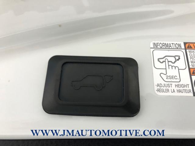 2017 Toyota Rav4 SE AWD, available for sale in Naugatuck, Connecticut | J&M Automotive Sls&Svc LLC. Naugatuck, Connecticut 2017 Toyota Rav4 SE AWD, available for sale in Naugatuck, Connecticut | J&M Automotive Sls&Svc LLC. Naugatuck, Connecticut
