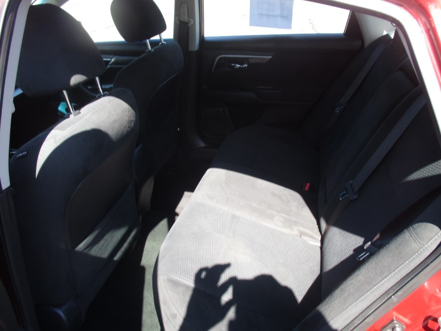 Used Nissan Altima 4dr Sdn I4 2.5 S 2015 | Universal Motors LLC. New Britain, Connecticut Used Nissan Altima 4dr Sdn I4 2.5 S 2015 | Universal Motors LLC. New Britain, Connecticut