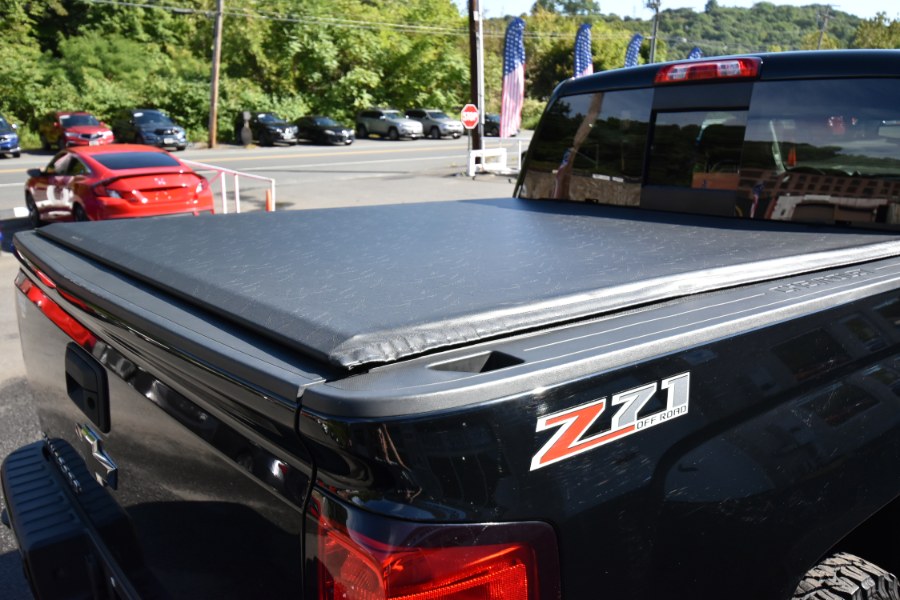 2017 Chevrolet Silverado 1500 4WD Crew Cab LT w/2LT, available for sale in Waterbury, Connecticut | Highline Car Connection. Waterbury, Connecticut 2017 Chevrolet Silverado 1500 4WD Crew Cab LT w/2LT, available for sale in Waterbury, Connecticut | Highline Car Connection. Waterbury, Connecticut
