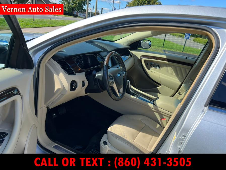 2015 Ford Taurus 4dr Sdn Limited AWD, available for sale in Manchester, Connecticut | Vernon Auto Sale & Service. Manchester, Connecticut 2015 Ford Taurus 4dr Sdn Limited AWD, available for sale in Manchester, Connecticut | Vernon Auto Sale & Service. Manchester, Connecticut