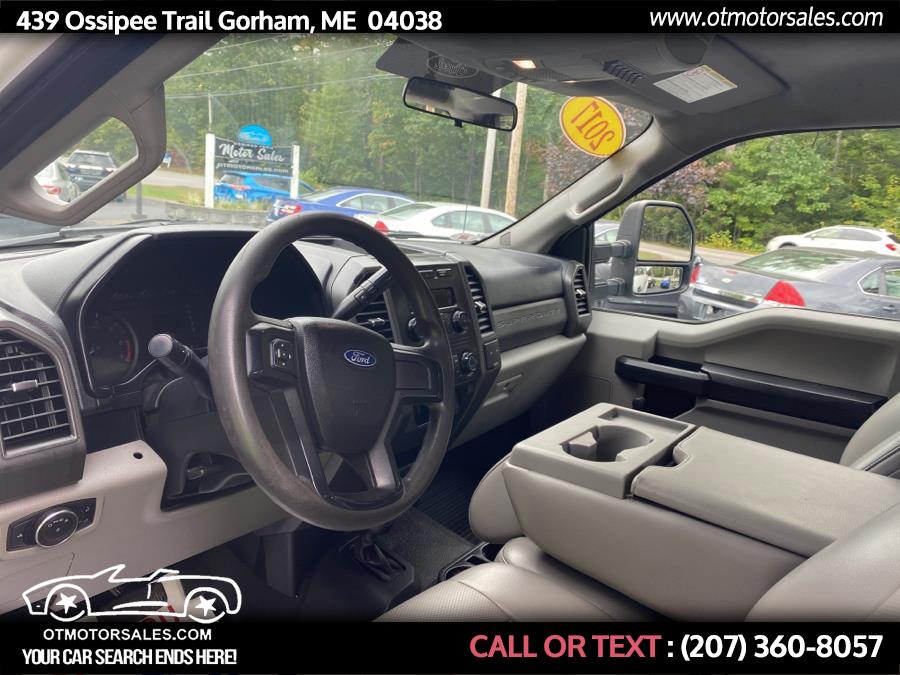 2017 Ford Super Duty F-350 SRW XL, available for sale in Gorham, Maine | Ossipee Trail Motor Sales. Gorham, Maine 2017 Ford Super Duty F-350 SRW XL, available for sale in Gorham, Maine | Ossipee Trail Motor Sales. Gorham, Maine
