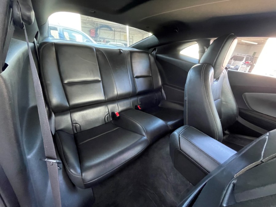 Used Chevrolet Camaro 2dr Cpe LT w/2LT/Manual 2015 | Green Light Auto. Corona, California Used Chevrolet Camaro 2dr Cpe LT w/2LT/Manual 2015 | Green Light Auto. Corona, California