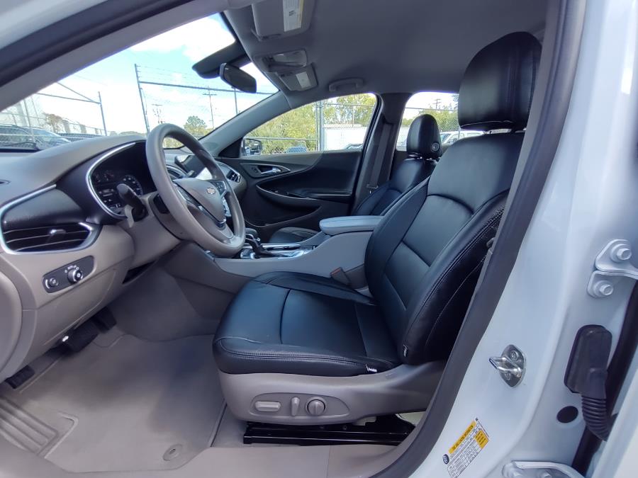 Used Chevrolet Malibu 4dr Sdn LT 2021 | Dealertown Auto Wholesalers. Milford, Connecticut Used Chevrolet Malibu 4dr Sdn LT 2021 | Dealertown Auto Wholesalers. Milford, Connecticut