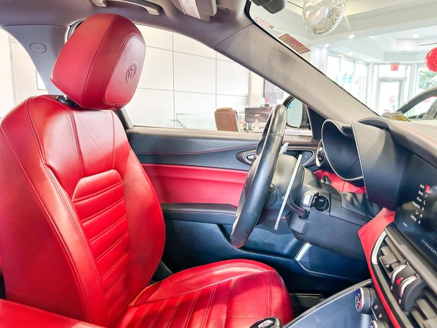 Used Alfa Romeo Giulia Ti Sport AWD 2019 | Luxury Motor Club. Franklin Square, New York Used Alfa Romeo Giulia Ti Sport AWD 2019 | Luxury Motor Club. Franklin Square, New York
