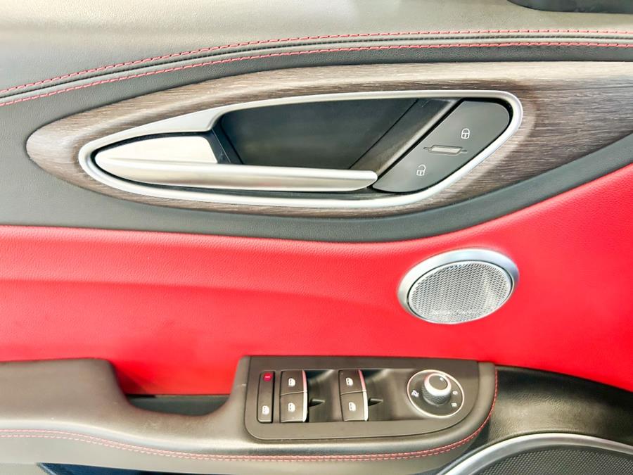 Used Alfa Romeo Giulia Ti Sport AWD 2019 | Luxury Motor Club. Franklin Square, New York Used Alfa Romeo Giulia Ti Sport AWD 2019 | Luxury Motor Club. Franklin Square, New York