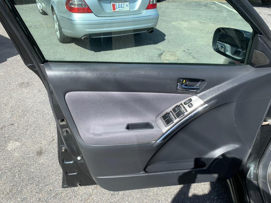Used Toyota Matrix 5dr Wgn XR Auto (Natl) 2005 | Rt 138 Auto Center Inc . Taunton, Massachusetts Used Toyota Matrix 5dr Wgn XR Auto (Natl) 2005 | Rt 138 Auto Center Inc . Taunton, Massachusetts