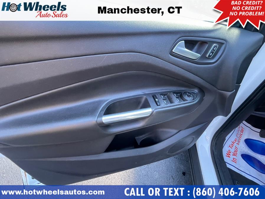 Used Ford Escape FWD 4dr SE 2014 | Hot Wheels Auto Sales LLC. Manchester, Connecticut Used Ford Escape FWD 4dr SE 2014 | Hot Wheels Auto Sales LLC. Manchester, Connecticut