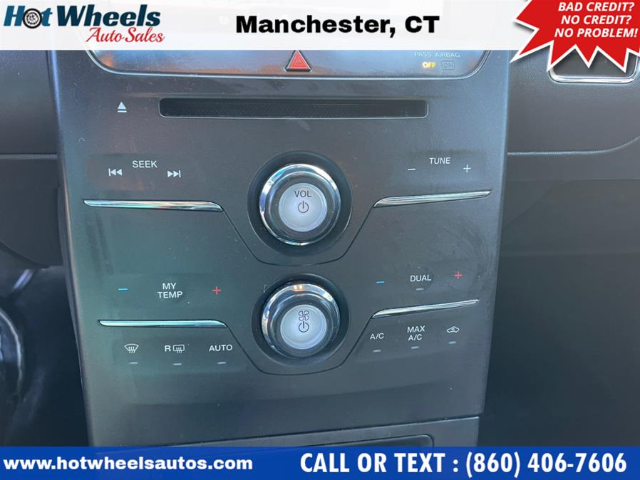 2013 Ford Flex 4dr SEL AWD, available for sale in Manchester, Connecticut | Hot Wheels Auto Sales LLC. Manchester, Connecticut 2013 Ford Flex 4dr SEL AWD, available for sale in Manchester, Connecticut | Hot Wheels Auto Sales LLC. Manchester, Connecticut