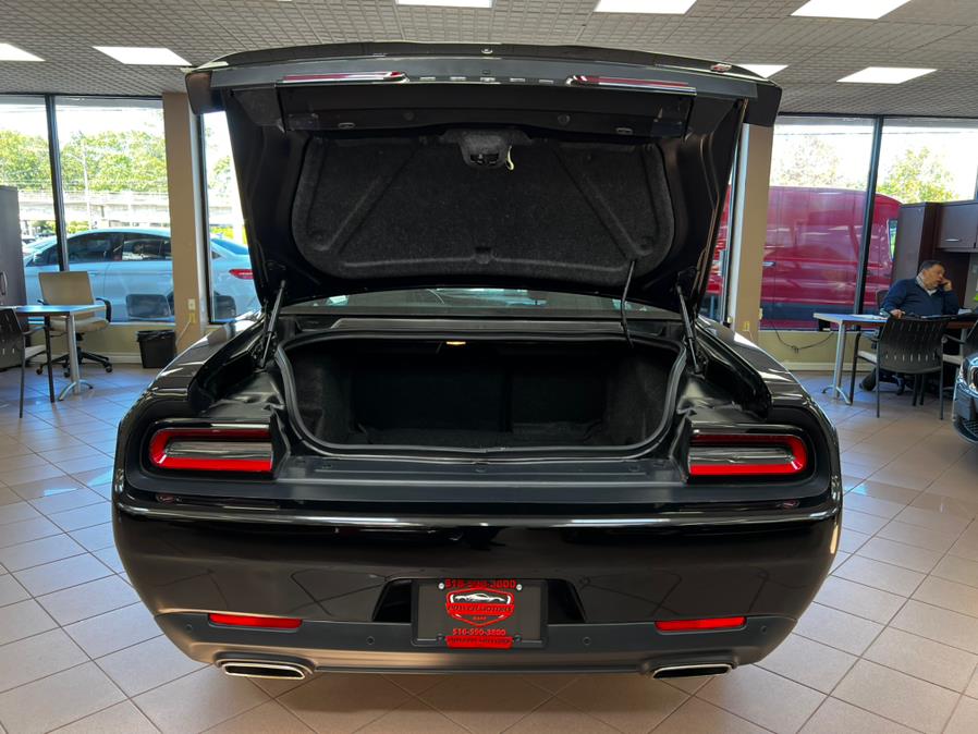 Used Dodge Challenger SXT AWD 2019 | Power Motors East. Massapequa Park, New York Used Dodge Challenger SXT AWD 2019 | Power Motors East. Massapequa Park, New York