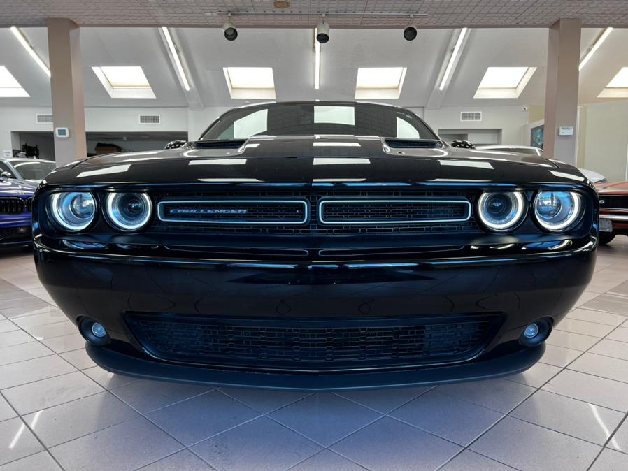 Used Dodge Challenger SXT AWD 2019 | Power Motors East. Massapequa Park, New York Used Dodge Challenger SXT AWD 2019 | Power Motors East. Massapequa Park, New York