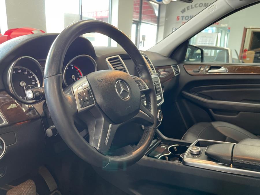 2013 Mercedes-Benz M-Class RWD 4dr ML 350, available for sale in Inwood, New York | 5 Towns Drive. Inwood, New York 2013 Mercedes-Benz M-Class RWD 4dr ML 350, available for sale in Inwood, New York | 5 Towns Drive. Inwood, New York