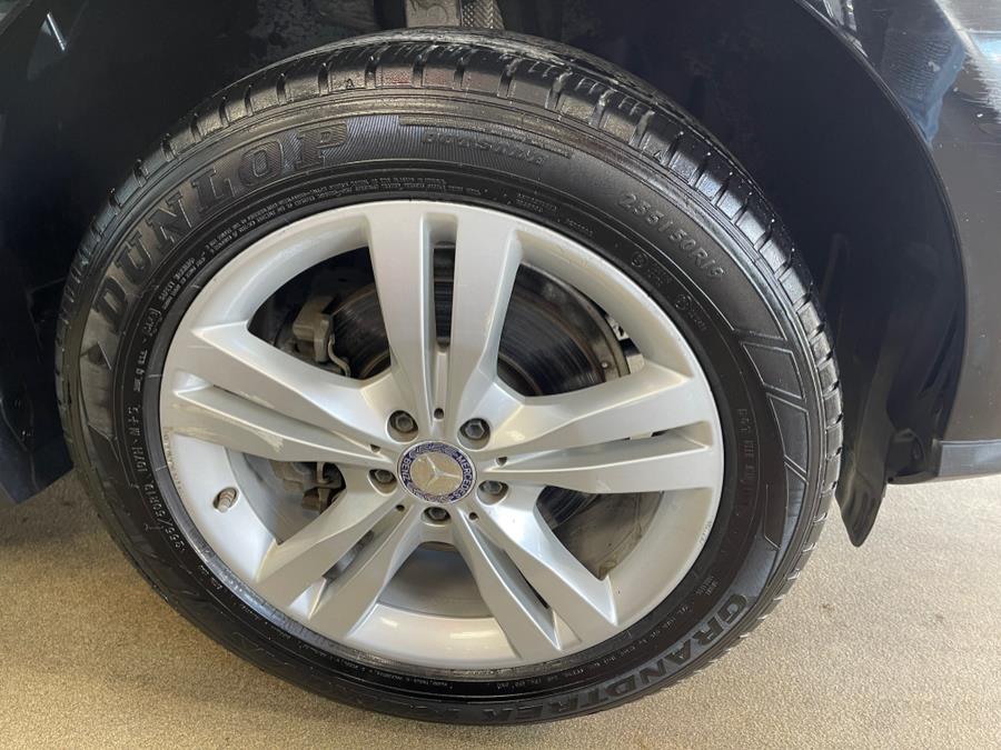2013 Mercedes-Benz M-Class RWD 4dr ML 350, available for sale in Inwood, New York | 5 Towns Drive. Inwood, New York 2013 Mercedes-Benz M-Class RWD 4dr ML 350, available for sale in Inwood, New York | 5 Towns Drive. Inwood, New York