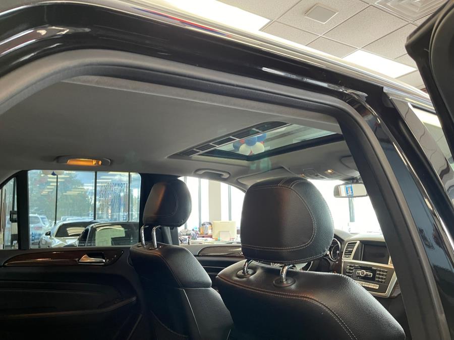 2013 Mercedes-Benz M-Class RWD 4dr ML 350, available for sale in Inwood, New York | 5 Towns Drive. Inwood, New York 2013 Mercedes-Benz M-Class RWD 4dr ML 350, available for sale in Inwood, New York | 5 Towns Drive. Inwood, New York